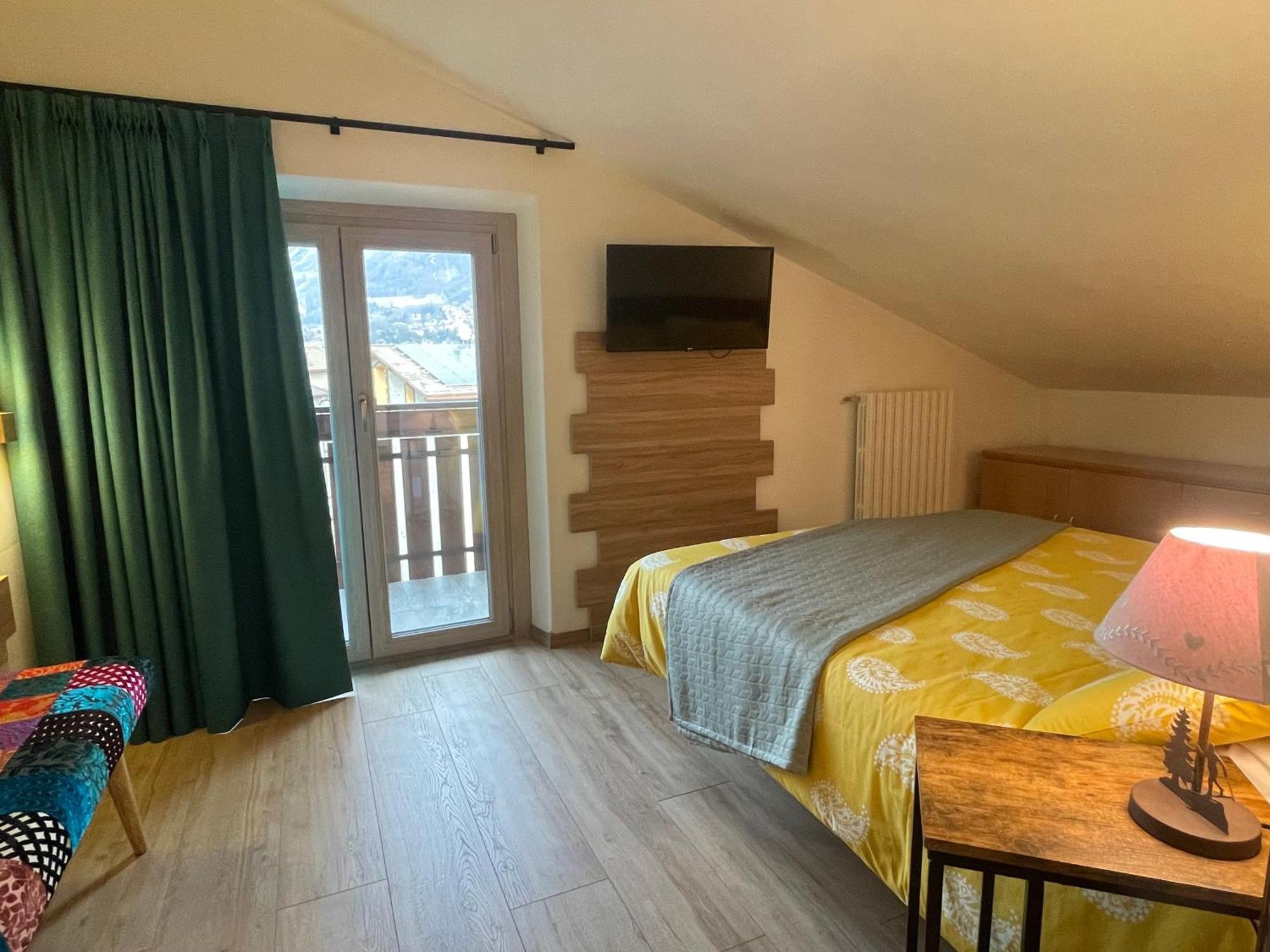 Residence S Lucia - Appartamenti Alle Porte Di Bormio 발디소토 외부 사진
